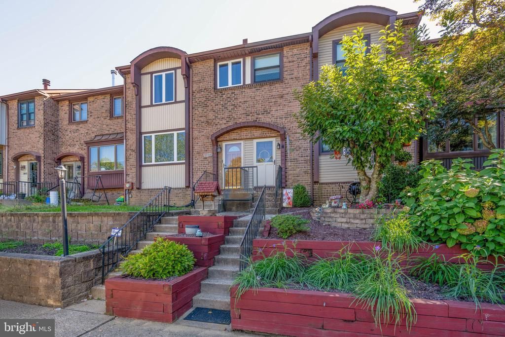 3933 Wrexham Court, Bensalem, PA 19020 Main Photo