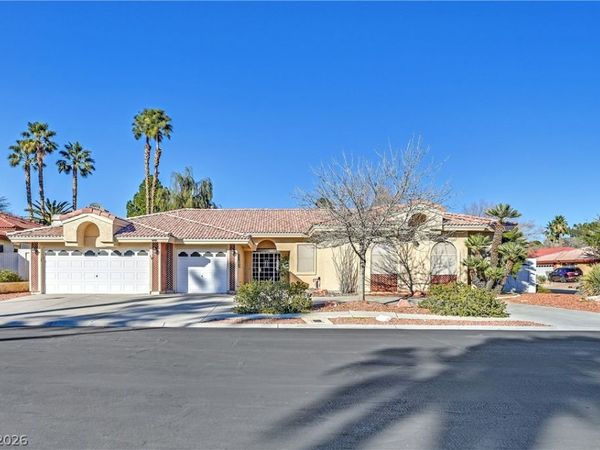 7504 Dry Pines Circle, Las Vegas, NV 89129