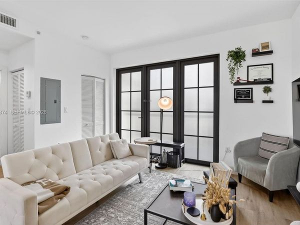 4100 SW 64th Ave , Unit 301, Davie, FL 33314