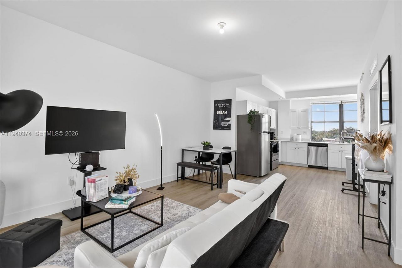 4100 SW 64th Ave , Unit 301, Davie, FL 33314 Photo