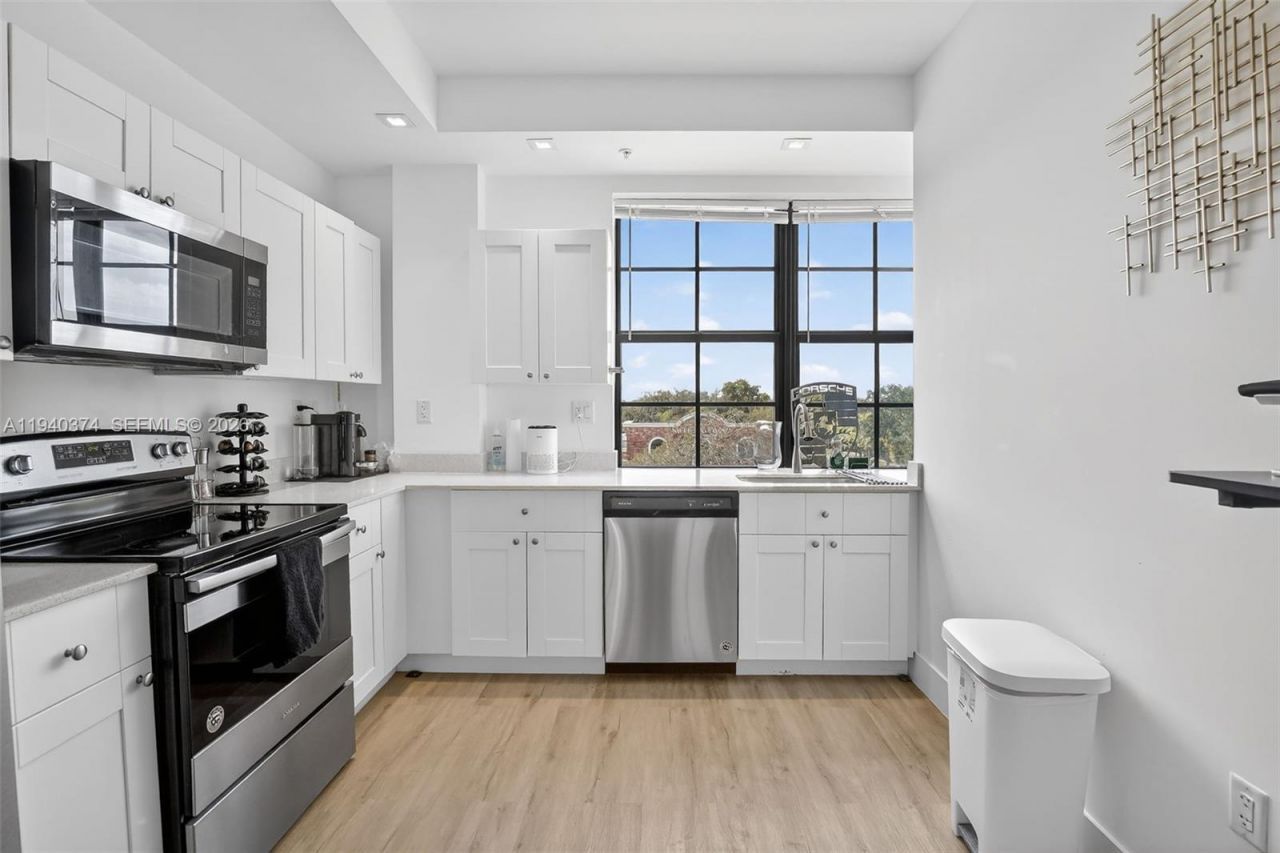 4100 SW 64th Ave , Unit 301, Davie, FL 33314 Photo