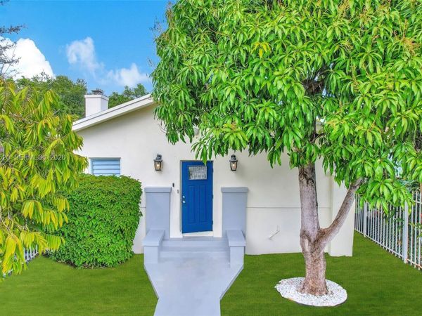 37 NW 47th St, Miami, FL 33127