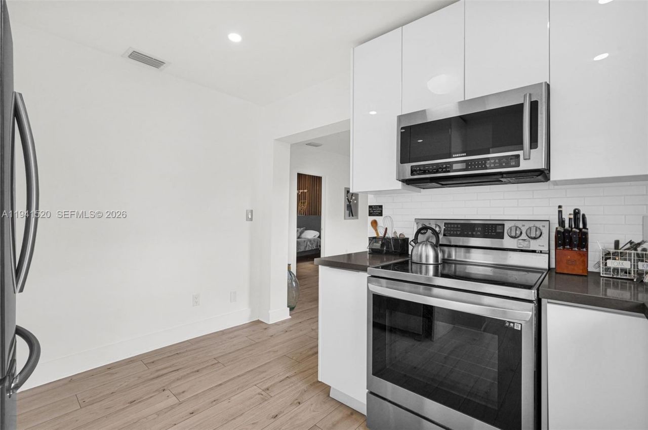 37 NW 47th St, Miami, FL 33127 Photo