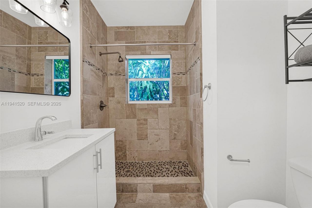 37 NW 47th St, Miami, FL 33127 Photo