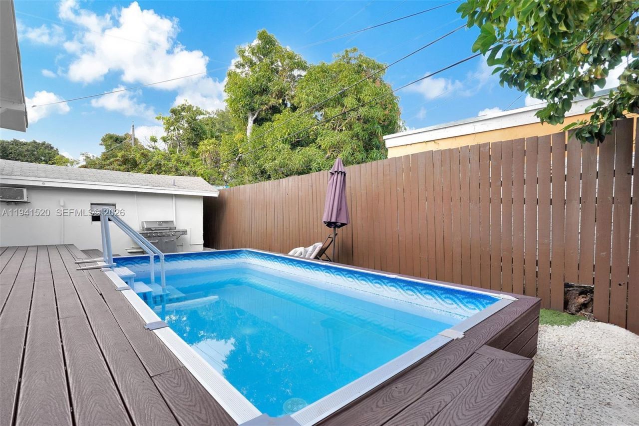 37 NW 47th St, Miami, FL 33127 Photo