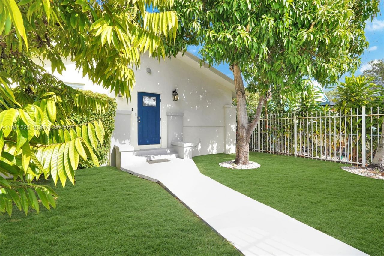 37 NW 47th St, Miami, FL 33127 Photo