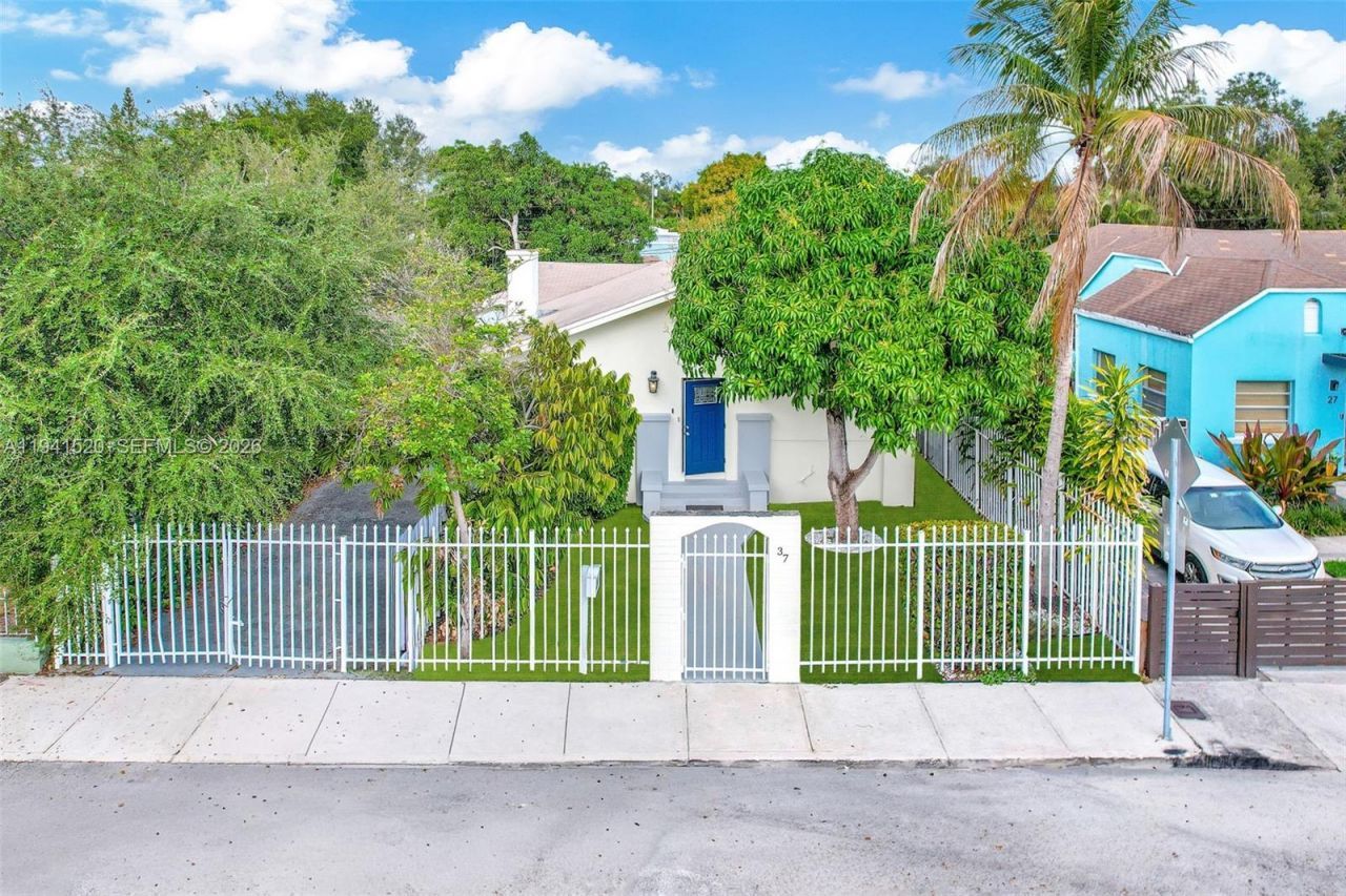 37 NW 47th St, Miami, FL 33127 Photo