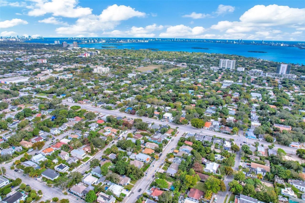 37 NW 47th St, Miami, FL 33127 Photo