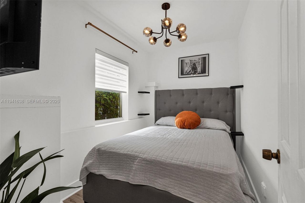 37 NW 47th St, Miami, FL 33127 Photo