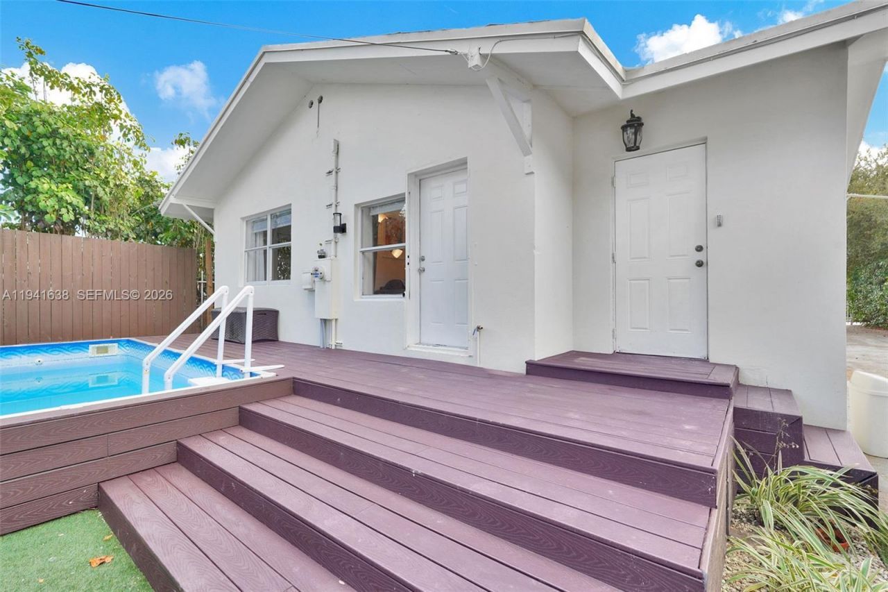 37 NW 47th St, Miami, FL 33127 Photo