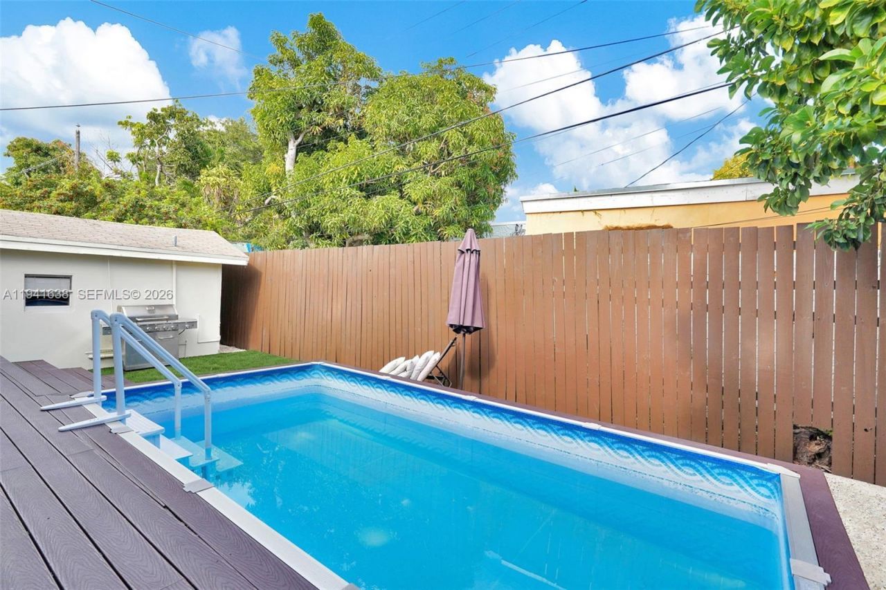 37 NW 47th St, Miami, FL 33127 Photo