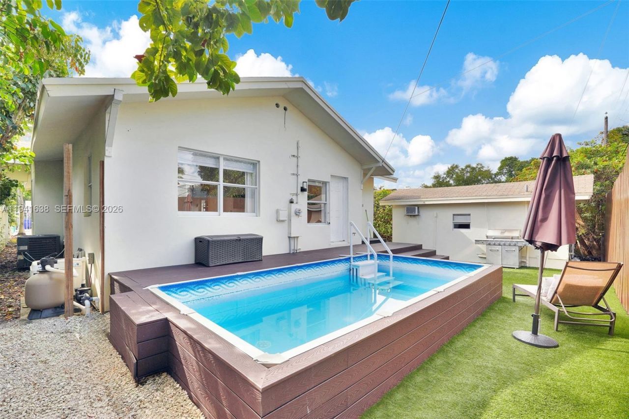 37 NW 47th St, Miami, FL 33127 Photo