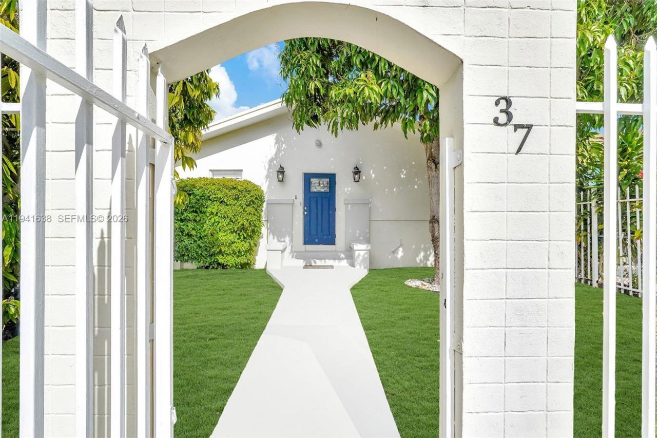 37 NW 47th St, Miami, FL 33127 Photo