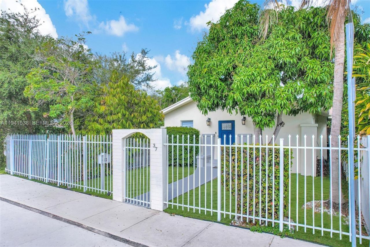 37 NW 47th St, Miami, FL 33127 Photo