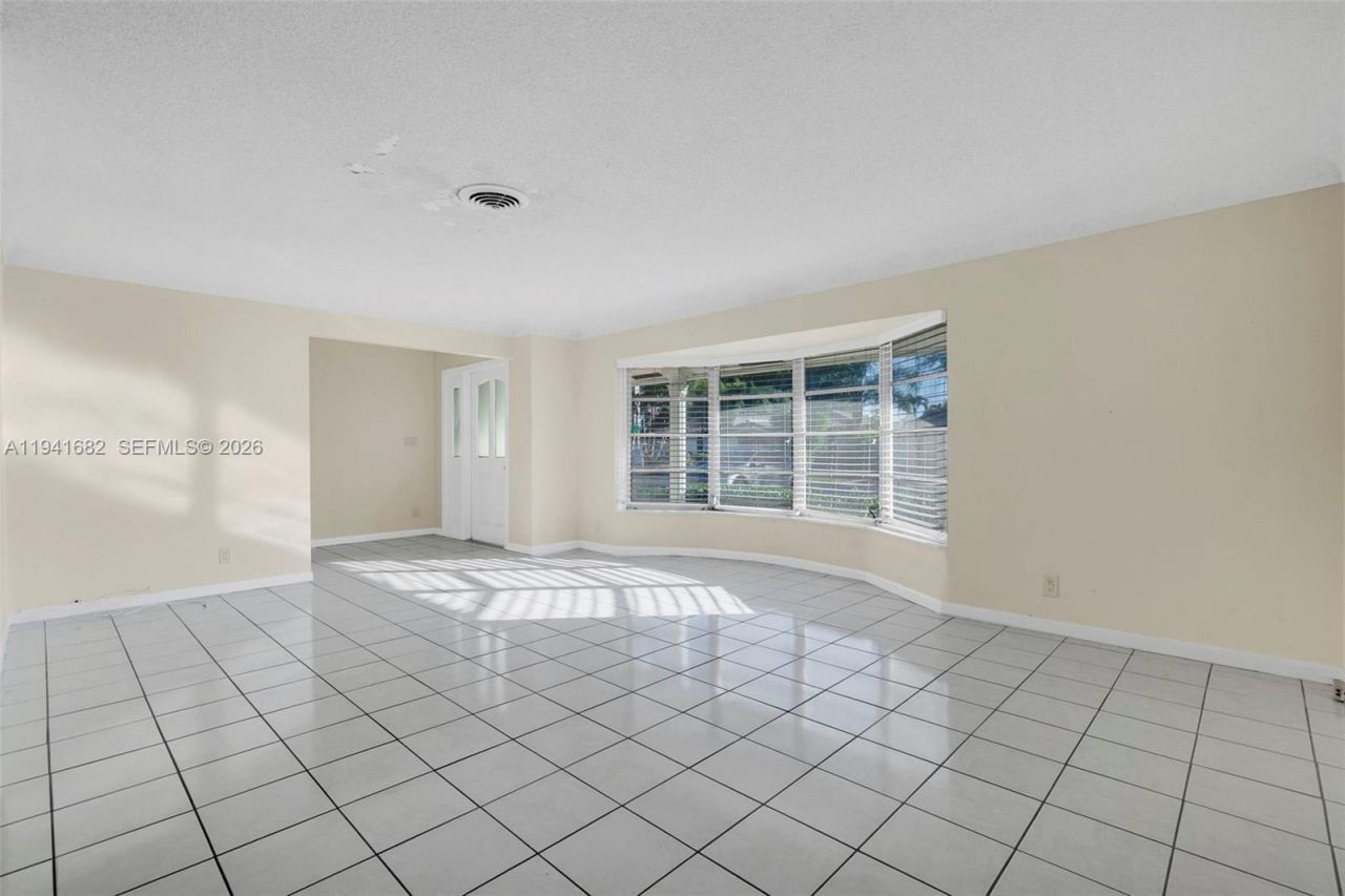5561 NE 26th Ave, Fort Lauderdale, FL 33308 Photo