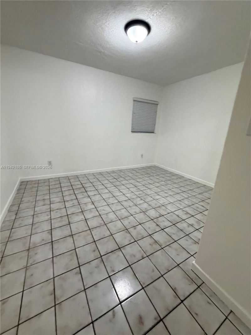 958 E 21st St, Hialeah, FL 33013 Photo