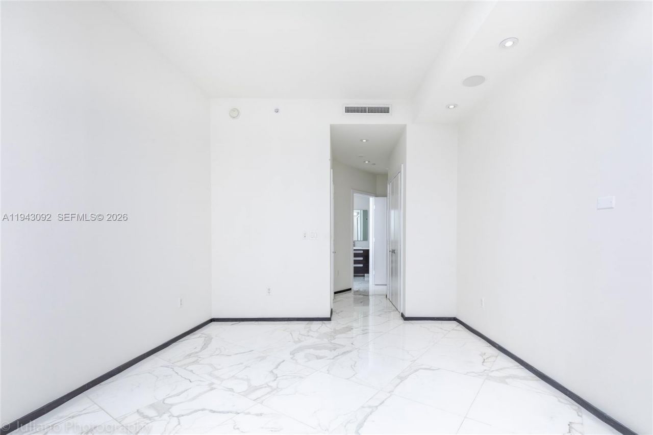 901 Brickell Key Blvd, Unit 3407, Miami, FL 33131 Photo