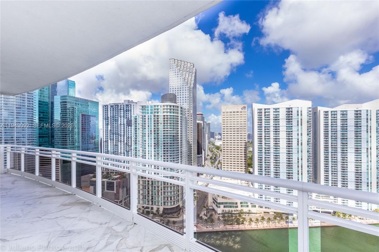 901 Brickell Key Blvd, Unit 3407, Miami, FL 33131 Photo