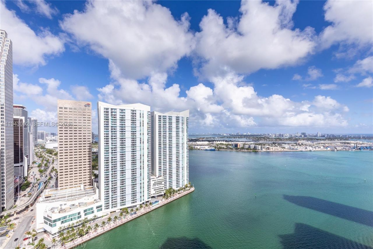 901 Brickell Key Blvd, Unit 3407, Miami, FL 33131 Photo