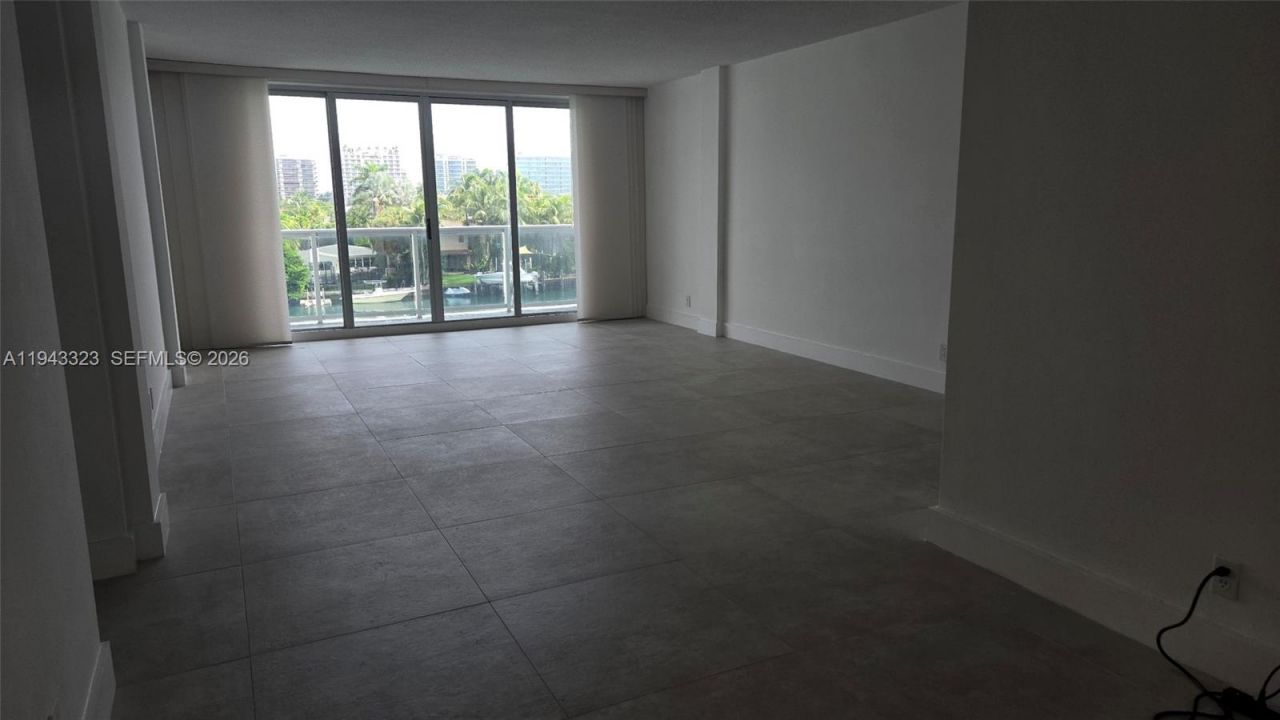 9381 E Bay Harbor Dr, Unit 404S, Bay Harbor Islands, FL 33154 Photo