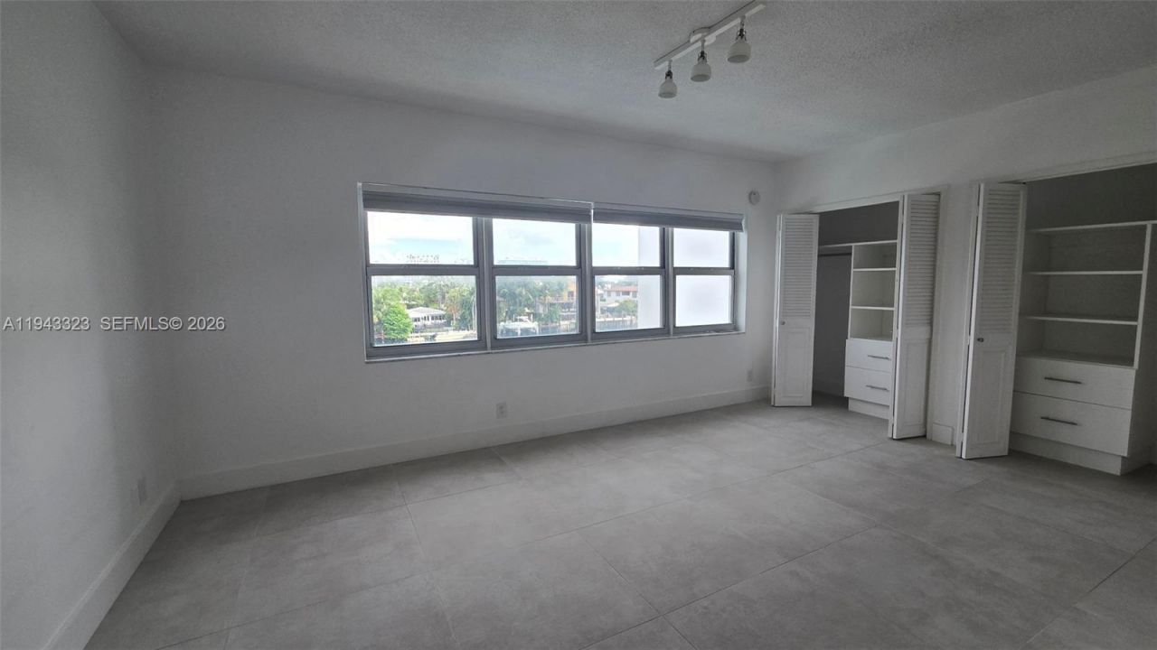 9381 E Bay Harbor Dr, Unit 404S, Bay Harbor Islands, FL 33154 Photo