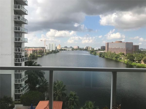 5077 NW 7th St , Unit 902, Miami, FL 33126