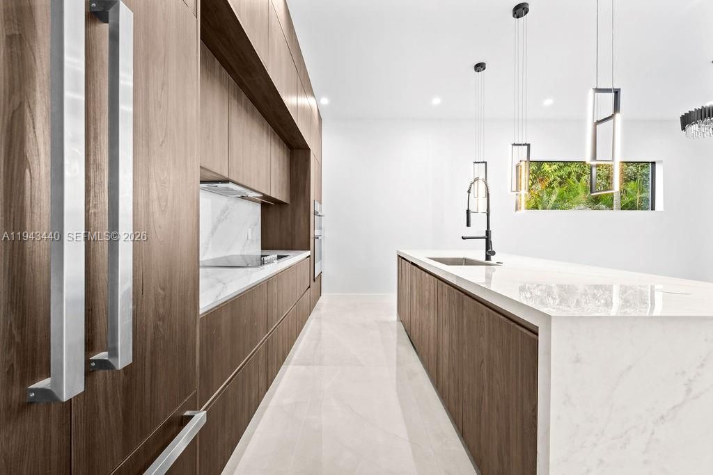 1122 NE 10th Ave, Fort Lauderdale, FL 33304 Photo