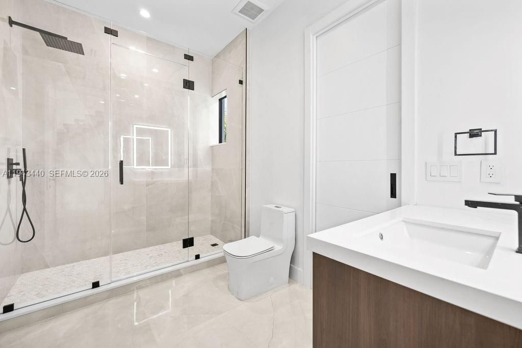 1122 NE 10th Ave, Fort Lauderdale, FL 33304 Photo