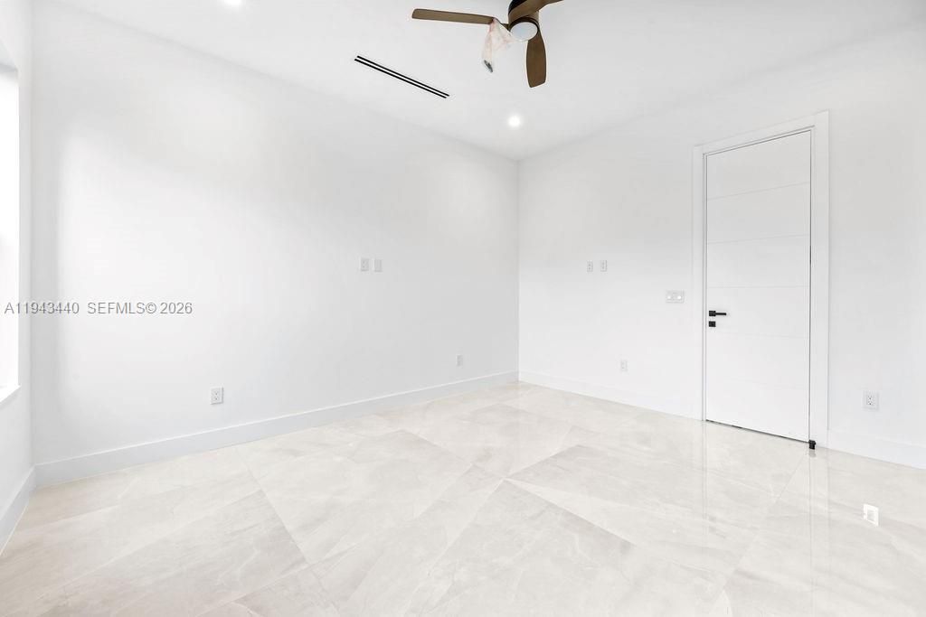 1122 NE 10th Ave, Fort Lauderdale, FL 33304 Photo