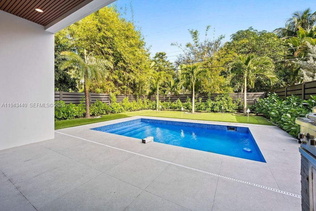 1122 NE 10th Ave, Fort Lauderdale, FL 33304 Photo