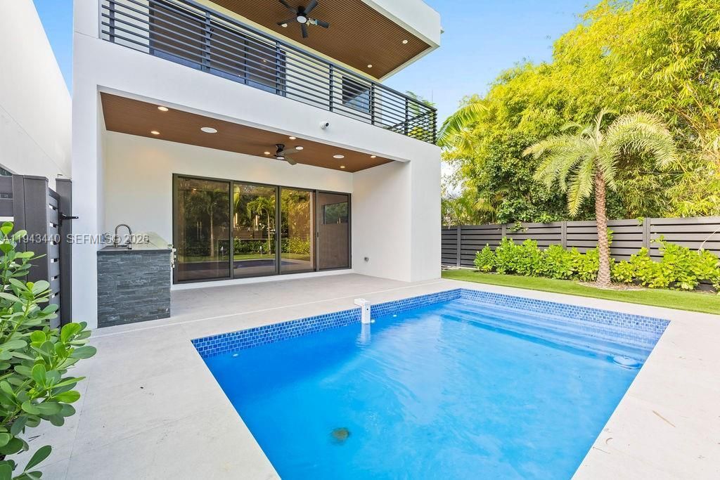 1122 NE 10th Ave, Fort Lauderdale, FL 33304 Photo