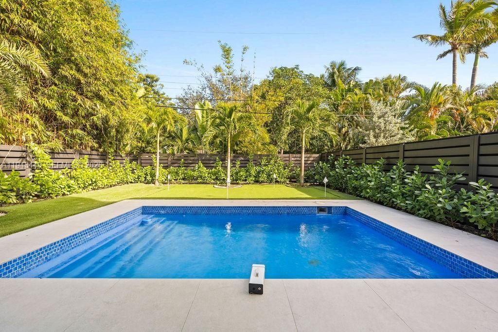 1122 NE 10th Ave, Fort Lauderdale, FL 33304 Photo