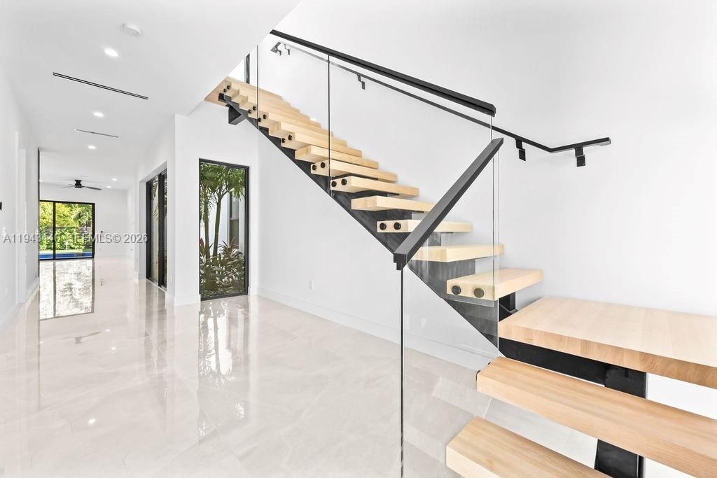 1122 NE 10th Ave, Fort Lauderdale, FL 33304 Photo