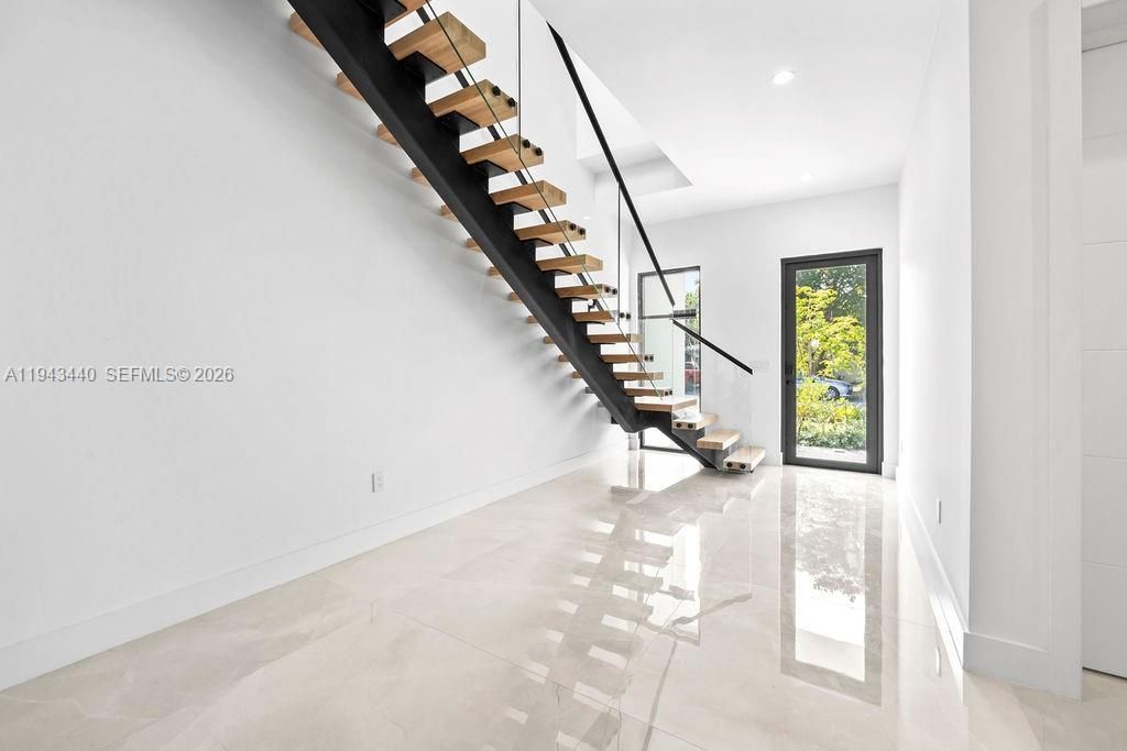 1122 NE 10th Ave, Fort Lauderdale, FL 33304 Photo