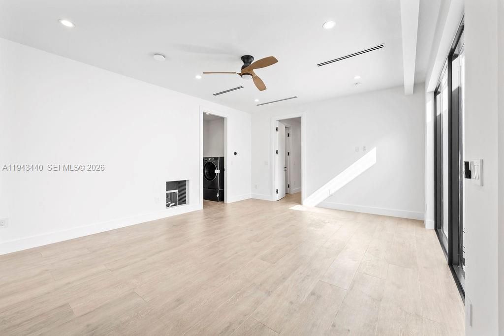 1122 NE 10th Ave, Fort Lauderdale, FL 33304 Photo