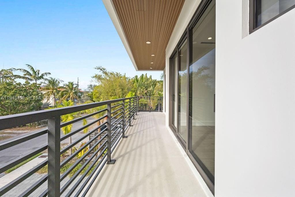 1122 NE 10th Ave, Fort Lauderdale, FL 33304 Photo