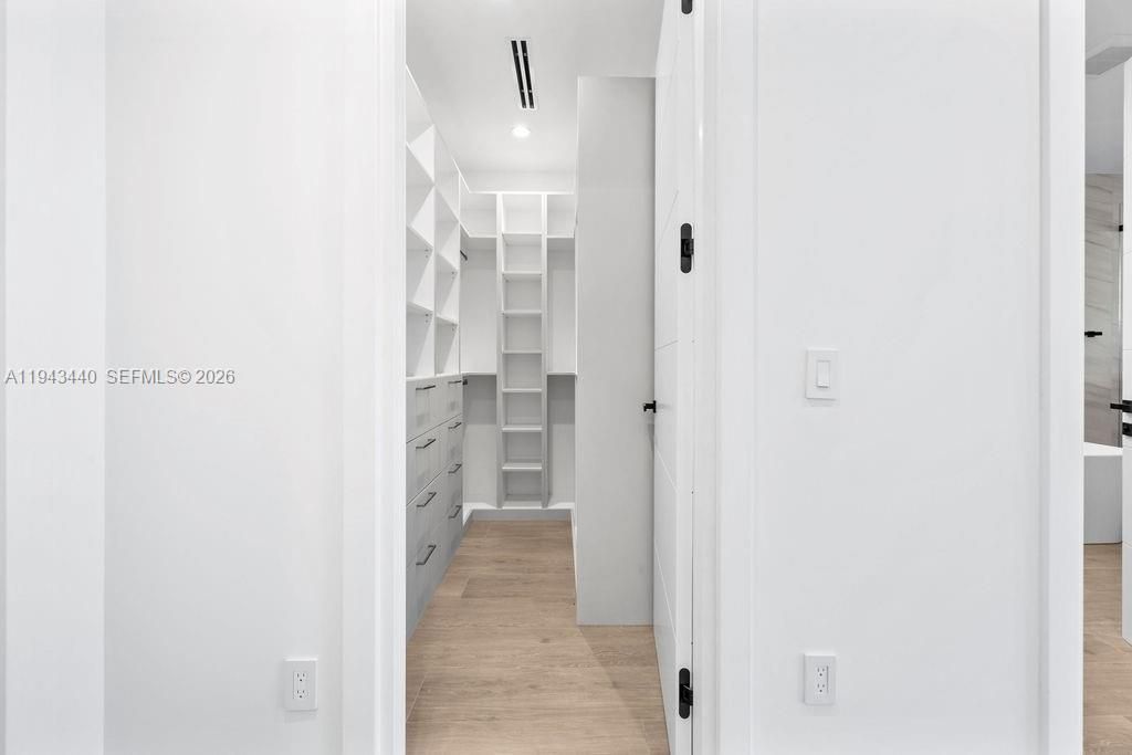 1122 NE 10th Ave, Fort Lauderdale, FL 33304 Photo