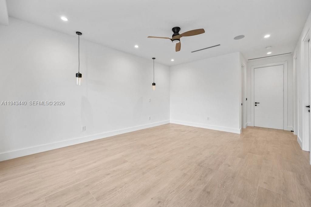 1122 NE 10th Ave, Fort Lauderdale, FL 33304 Photo