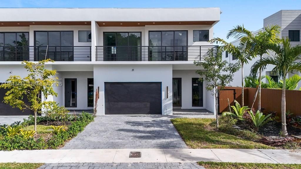 1122 NE 10th Ave, Fort Lauderdale, FL 33304 Photo