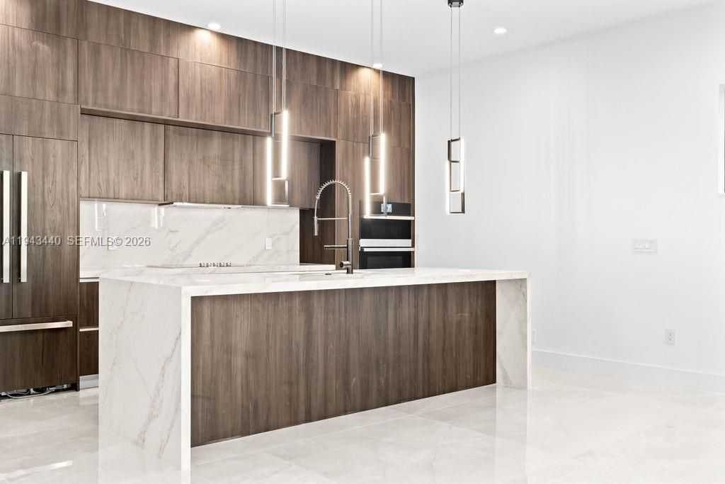 1122 NE 10th Ave, Fort Lauderdale, FL 33304 Photo