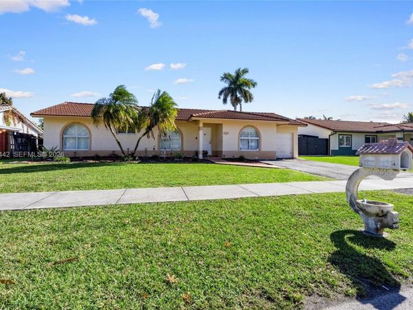 20235 SW 132nd Ave, Miami, FL 33177