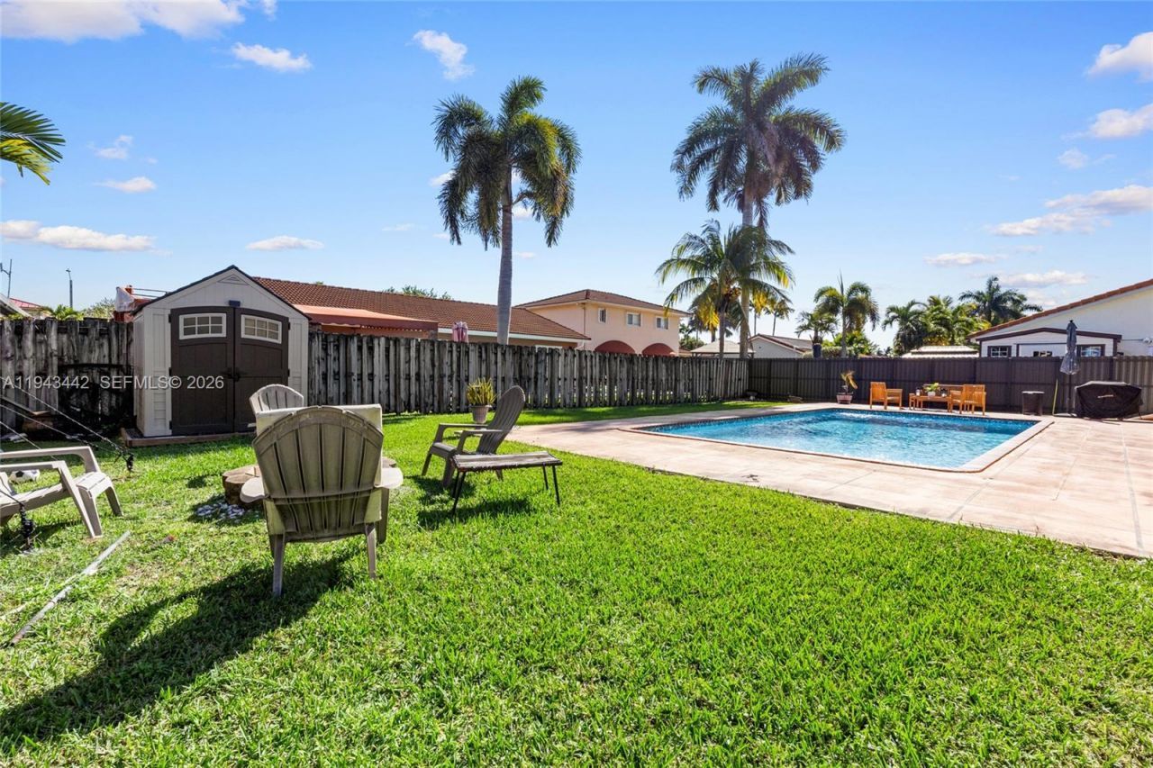 20235 SW 132nd Ave, Miami, FL 33177 Photo