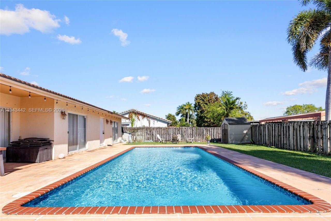 20235 SW 132nd Ave, Miami, FL 33177 Photo