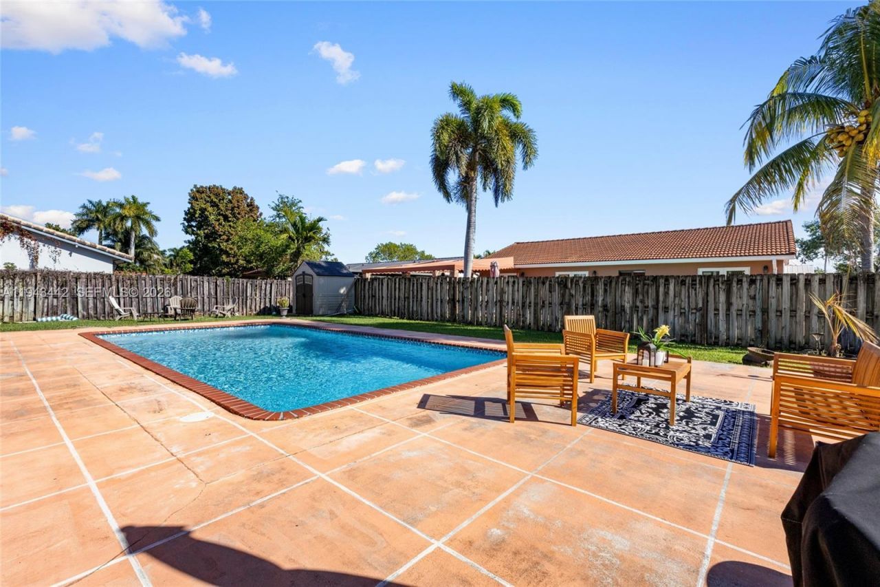 20235 SW 132nd Ave, Miami, FL 33177 Photo