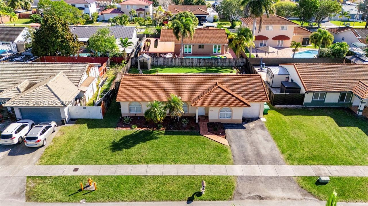 20235 SW 132nd Ave, Miami, FL 33177 Photo