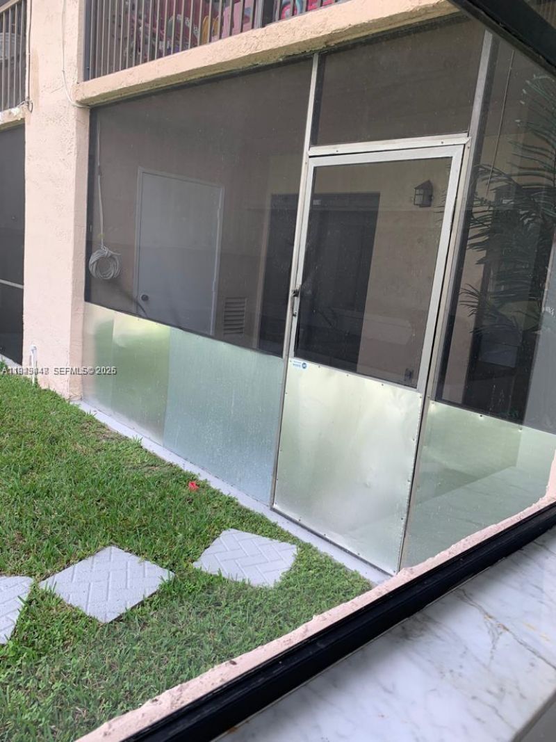 1190 Washington Cir, Unit 1190C, Homestead, FL 33034 Photo