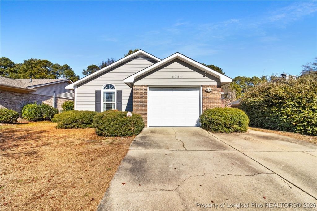5764 Pepperbush Drive, Fayetteville, NC 28304 Main Photo