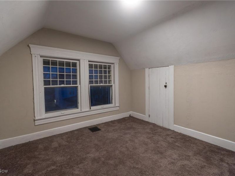 2245 E 87th Street, Cleveland, OH 44106 Photo 28