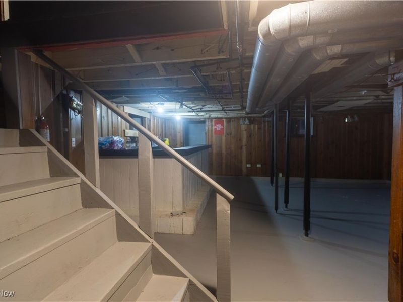 2245 E 87th Street, Cleveland, OH 44106 Photo 29