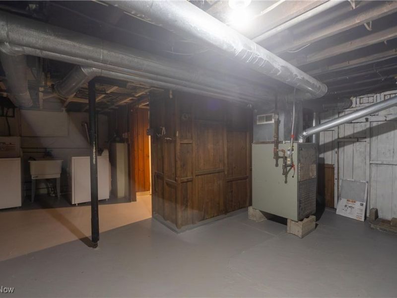 2245 E 87th Street, Cleveland, OH 44106 Photo 31